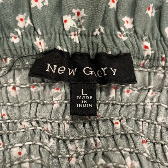 New Glory Floral Smocked Dress - Picture 5 of 5